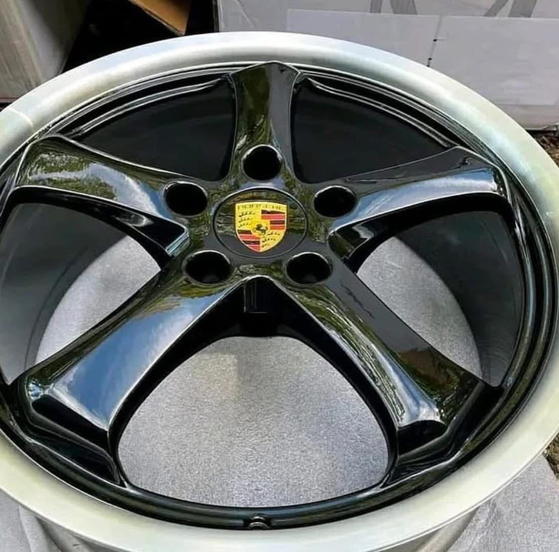 Staggered Victor equipment Wheels Turismo. - Image 5