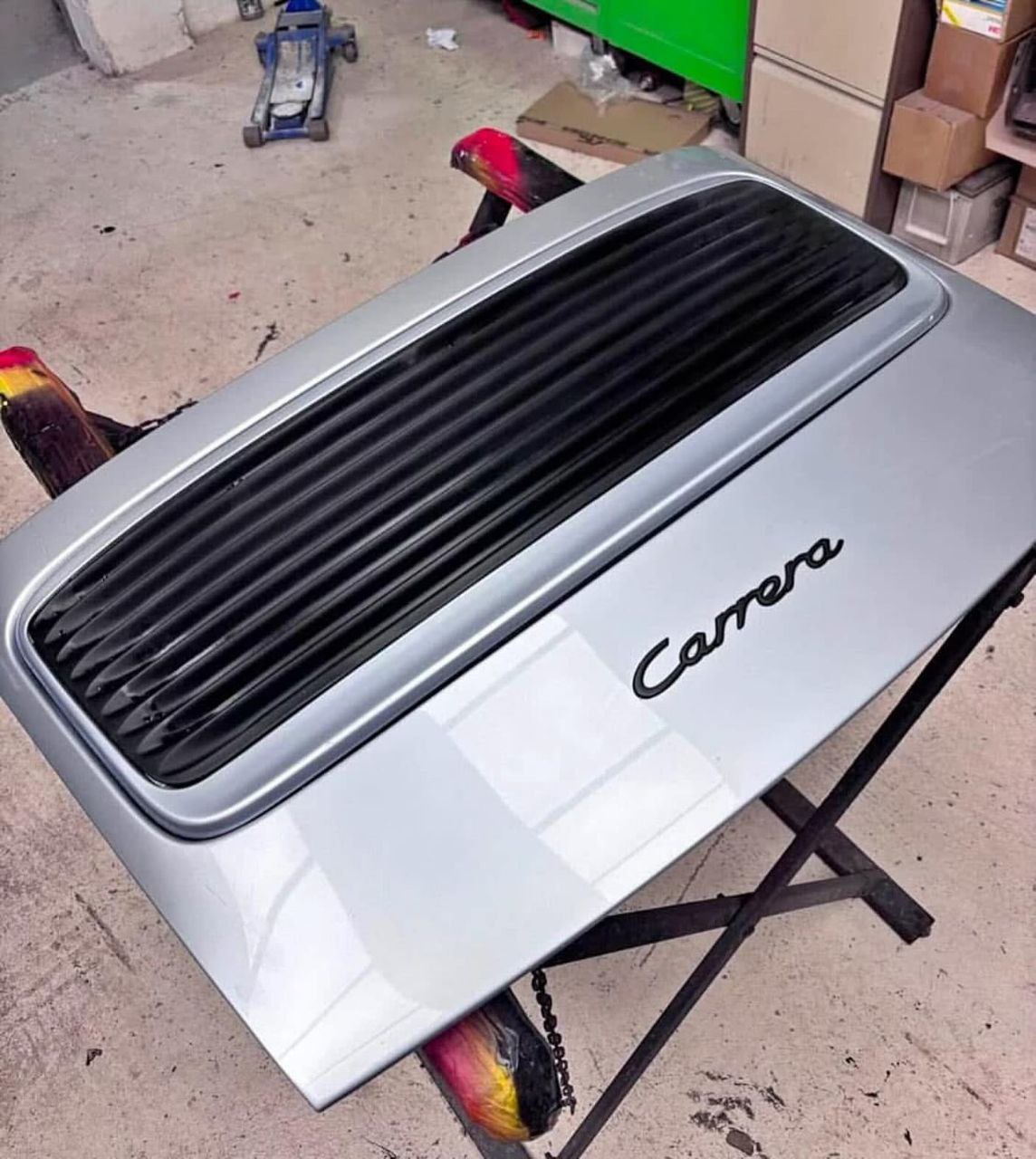 993 911 carrera engine cover