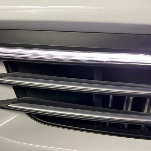 Porsche Cayenne 9Y0 OEM LH LED Daytime Running and Turn Indicator 9Y0941181A